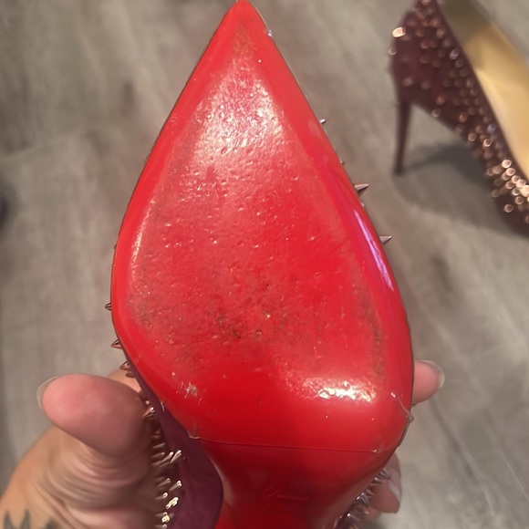 Beautiful purple and gold Christian Louboutin heels! - Picture 5 of 5
